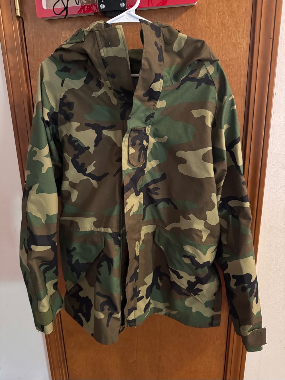 U.S. Army Camouflage Hooded Field Jacket - Green Camo Gore -Tex